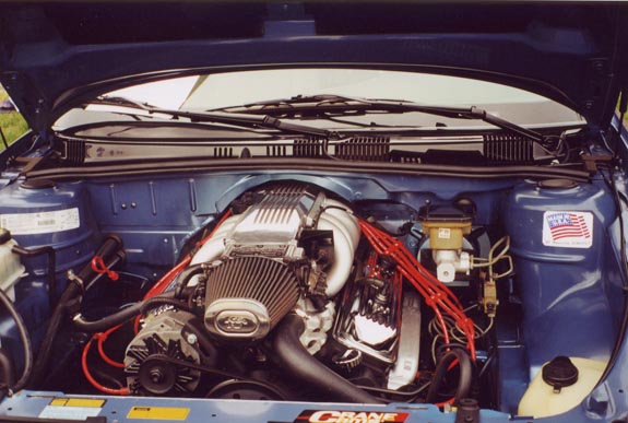engine (2).jpg (52163 bytes)